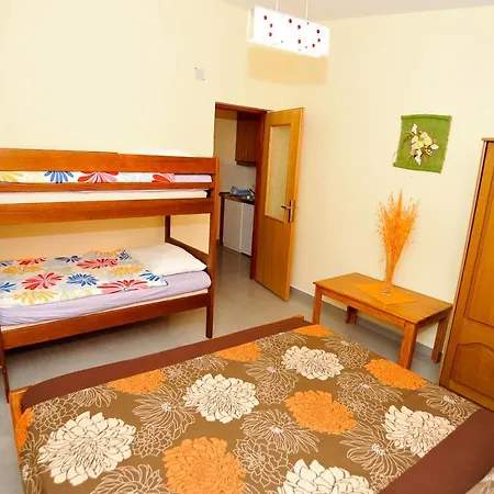Marina Apartman