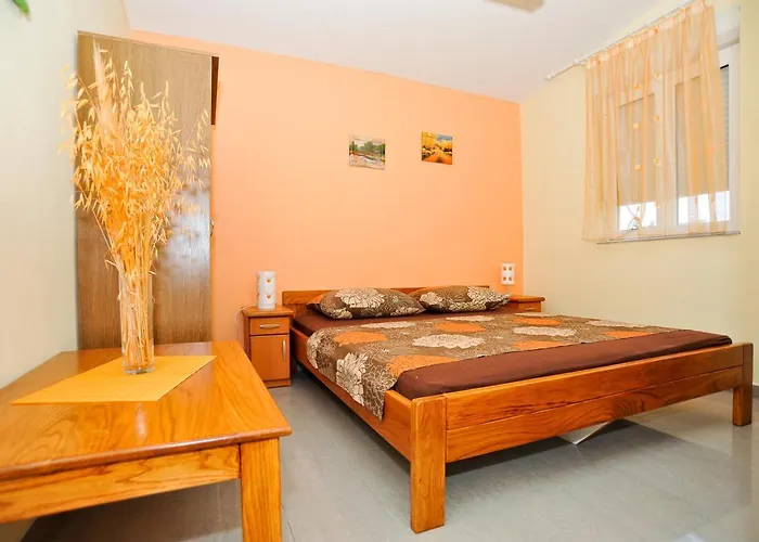 Appartement Marina Vir